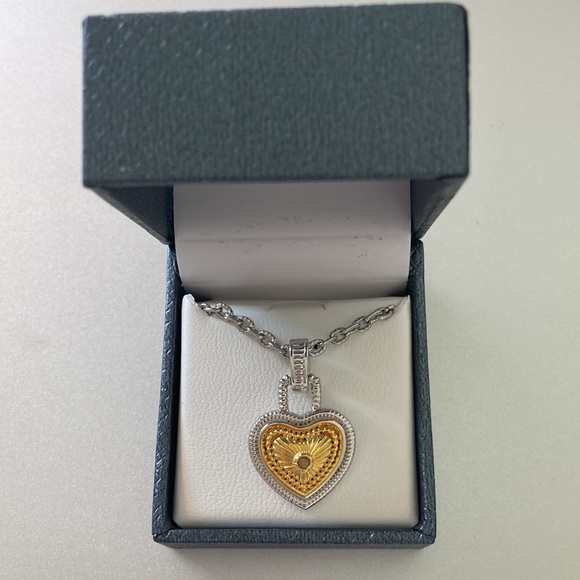 NWOT - Diamonds International Diamond Heart Necklace* - Picture 9 of 10